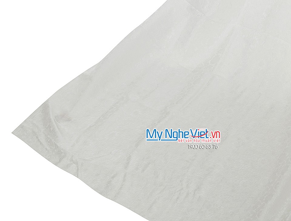 Lụa áo dài Vạn Phúc họa tiết cúc nền trắng MNV-LHD17